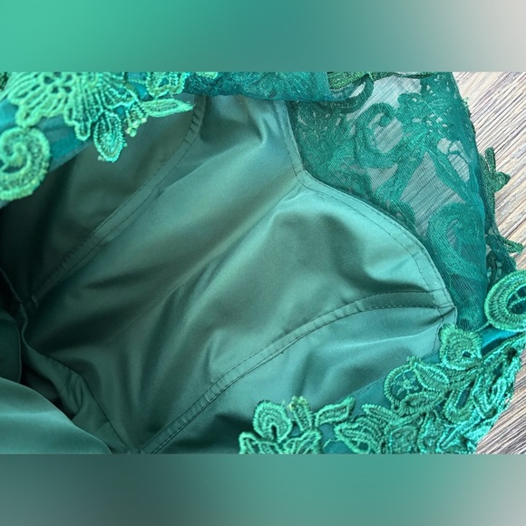 Emerald Green Lace Formal Bridesmaid Prom Dress Sz 9 Hi-Low Corset Built-in Bra - Picture 10 of 16